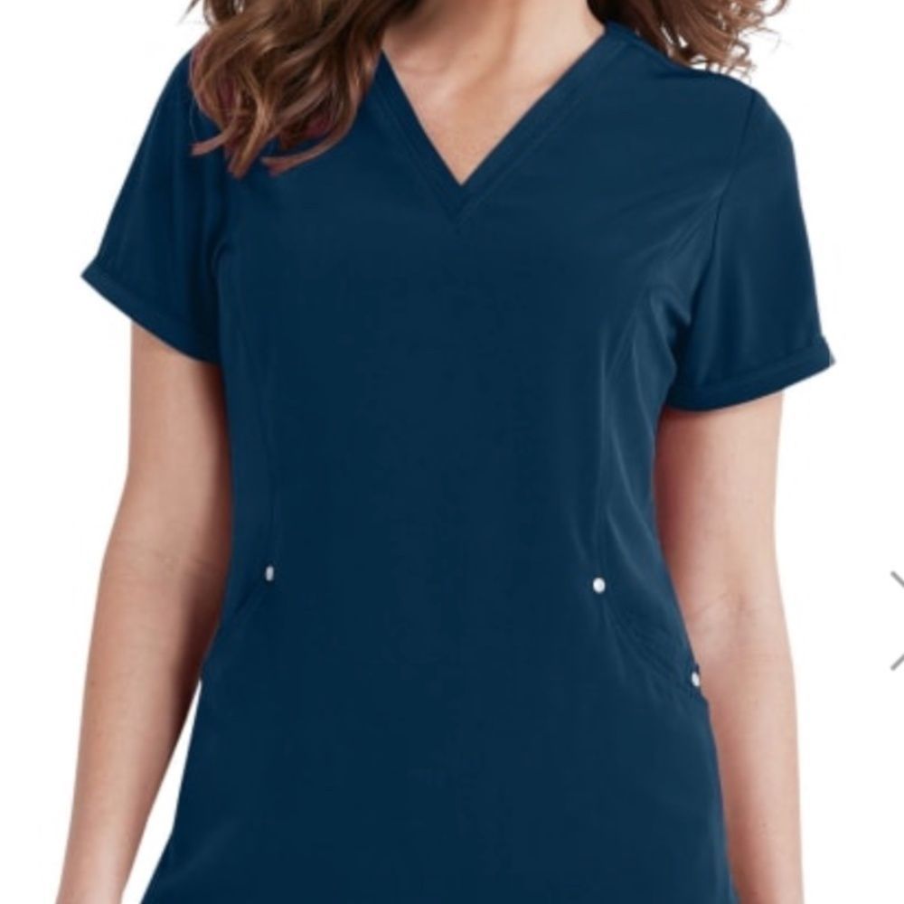 Beyond Scrubs Active Charli V Neck‎ Scrub Top M